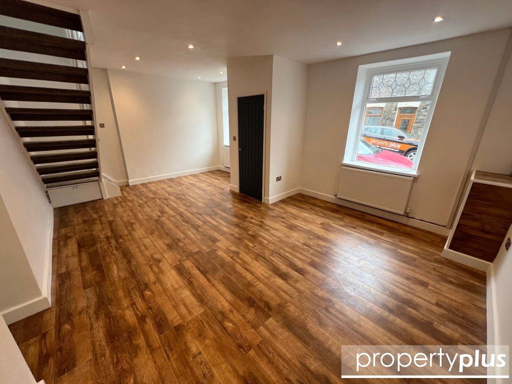Property photo 2 of 11 Picture No. 11