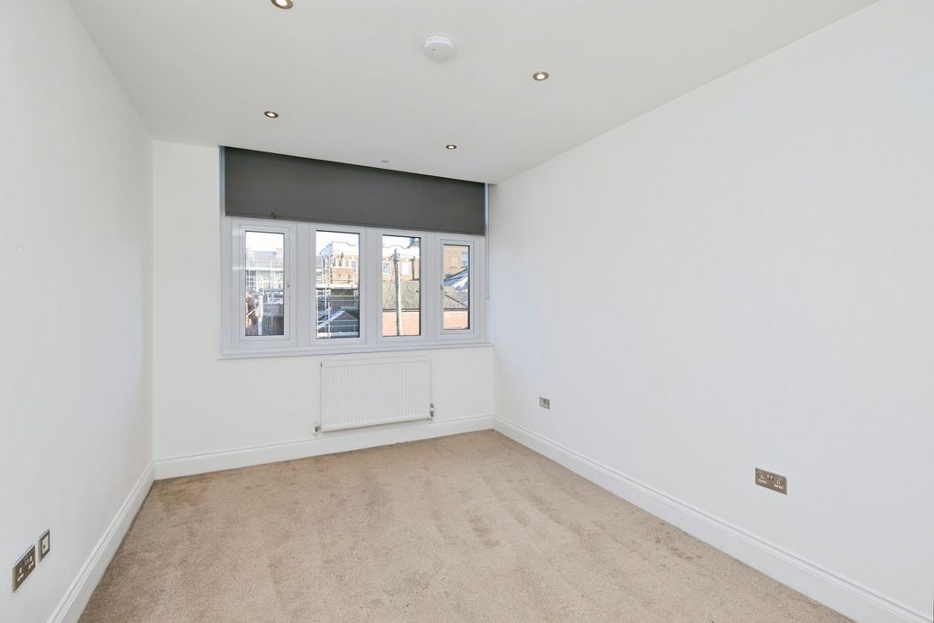 Additional image 24 of 3 bed flat for saleSt. Marys Gate, Derby, Derbyshire DE1