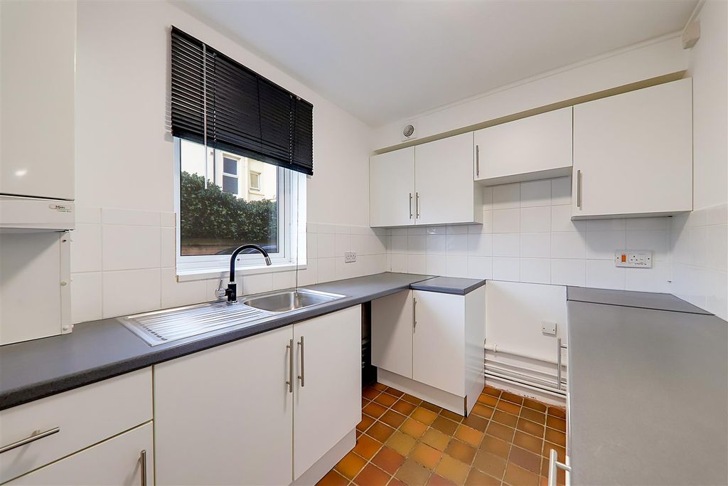 Property photo 3 of 9 Img_2510-Img_2512.Jpg