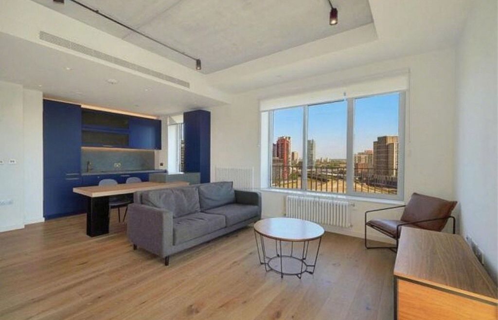 Property photo 2 of 9