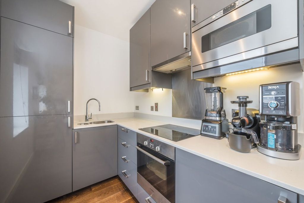 Property photo 3 of 4