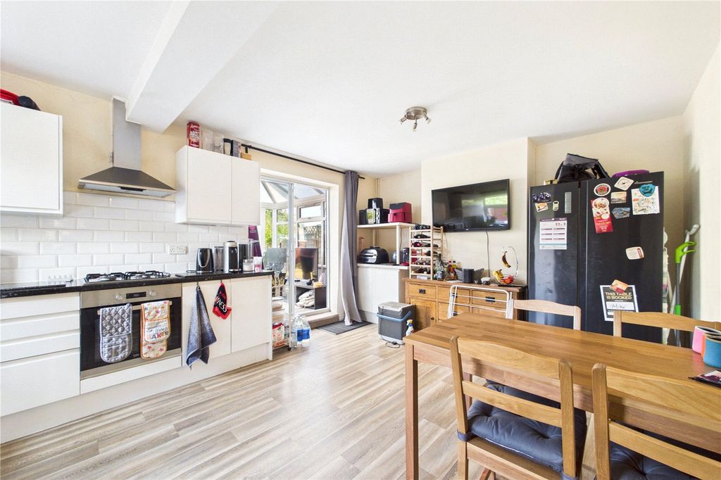 Property photo 3 of 12 Picture No. 42