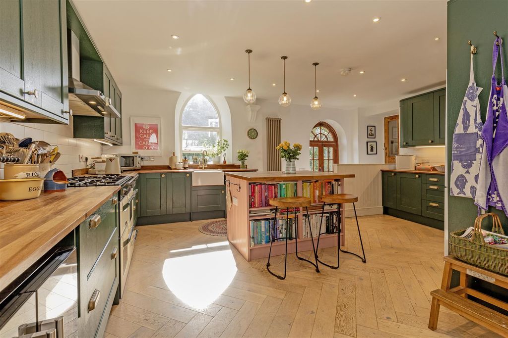 Property photo 3 of 27 Kitchen-6.Jpg