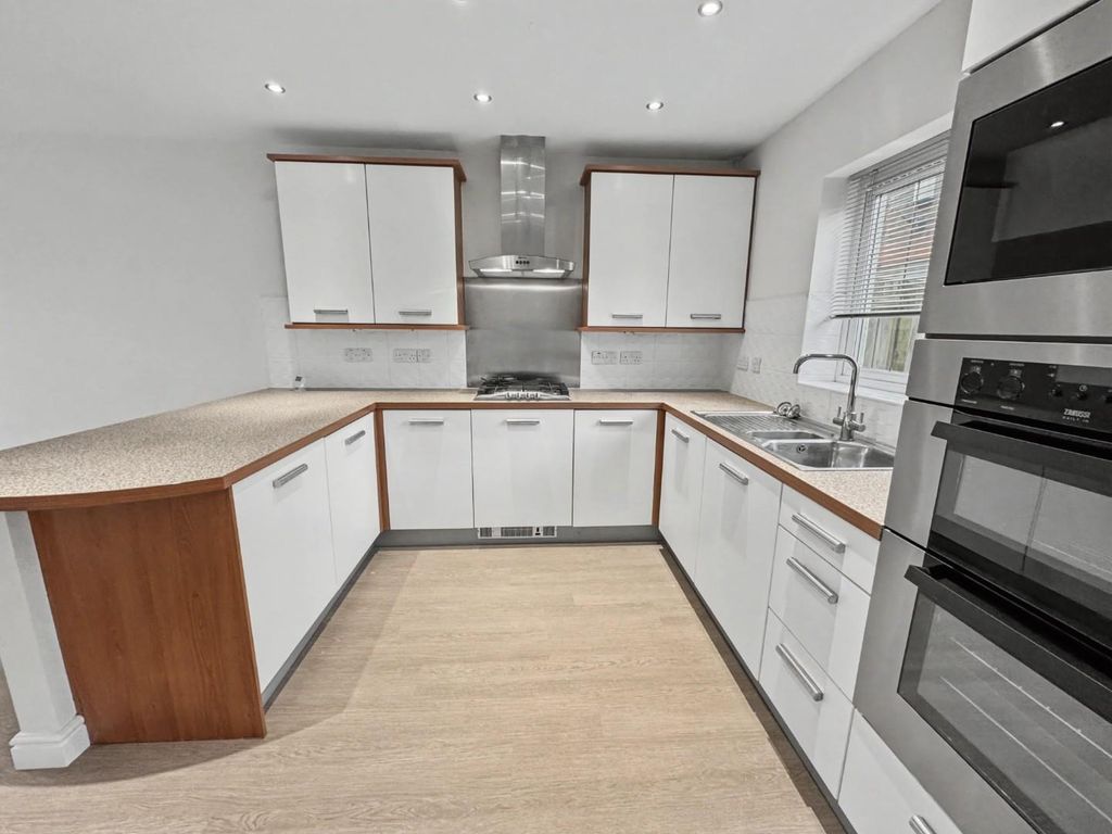 Property photo 3 of 25 12_Img_2557.Jpeg