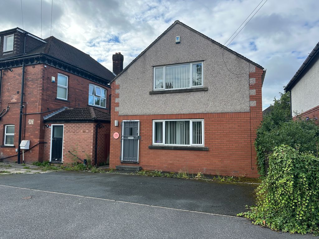Property photo 1 of 4