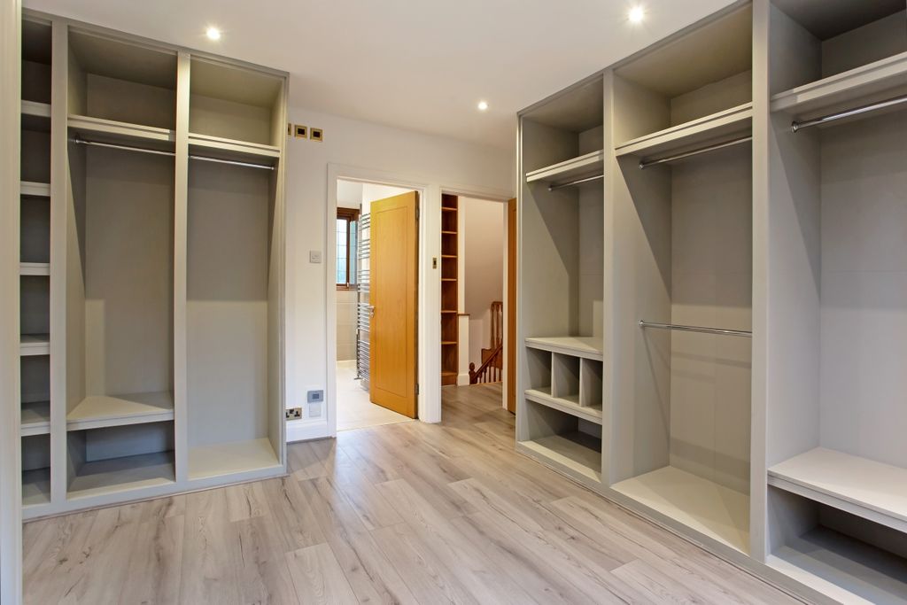 Property photo 3 of 13 55 Cole Green 325...