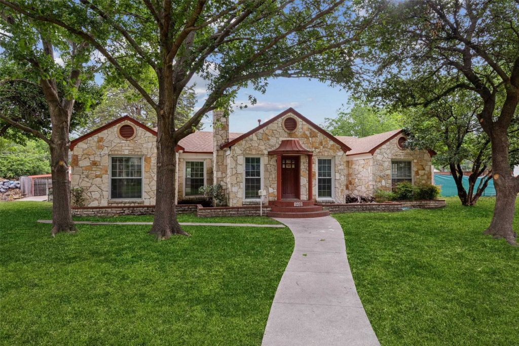 Property photo 2 of 6 <Alttext/>