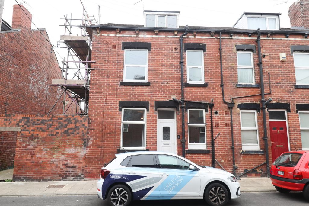 Property photo 1 of 7 Picture No. 06