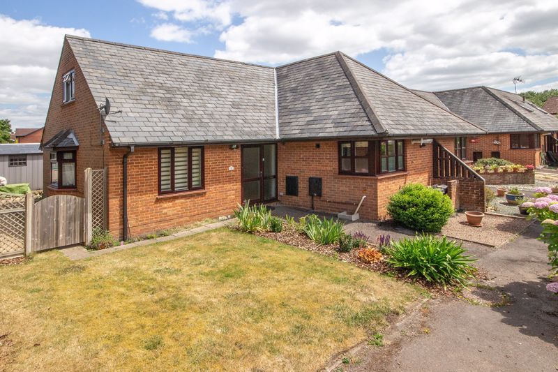 Property photo 1 of 12 External