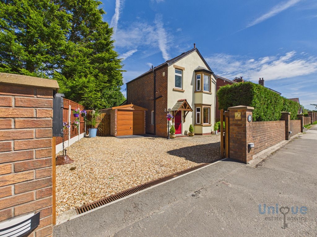 Property photo 1 of 30