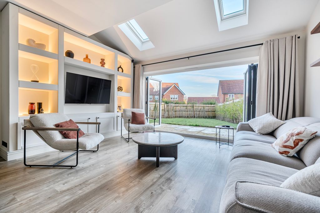 Property photo 2 of 21 140121220696A6194Dff17