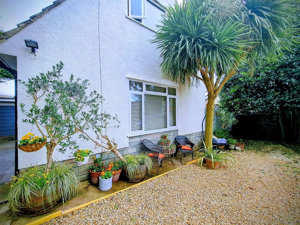 Property photo 3 of 21 Picture No. 03