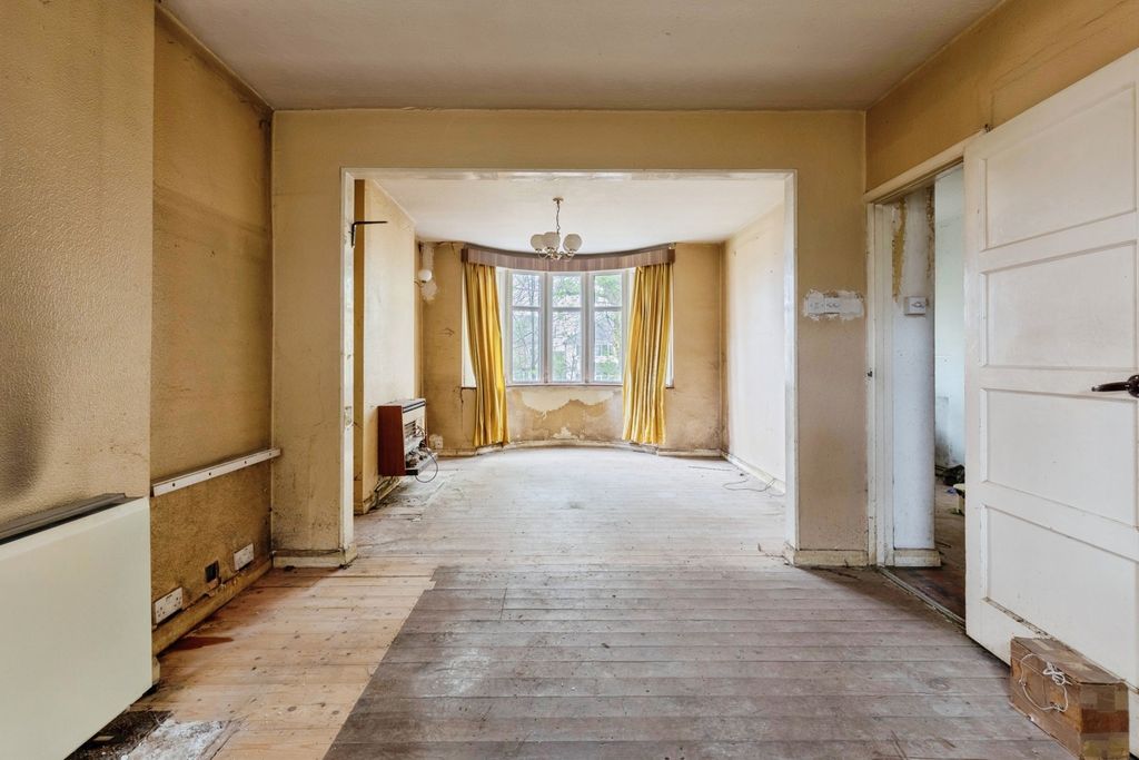 Property photo 3 of 20 Pbox-Img.Jpg