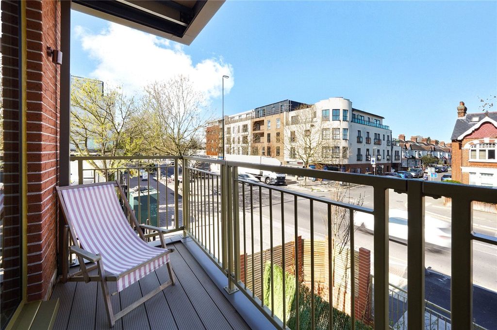 Property photo 3 of 11 Picture No. 26