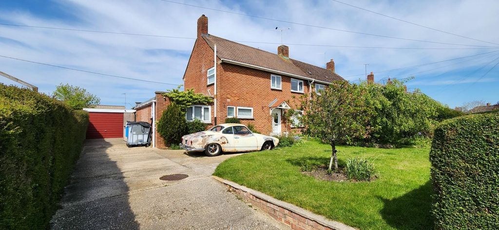 Property photo 1 of 21 Front 62 Fairy.Jpg