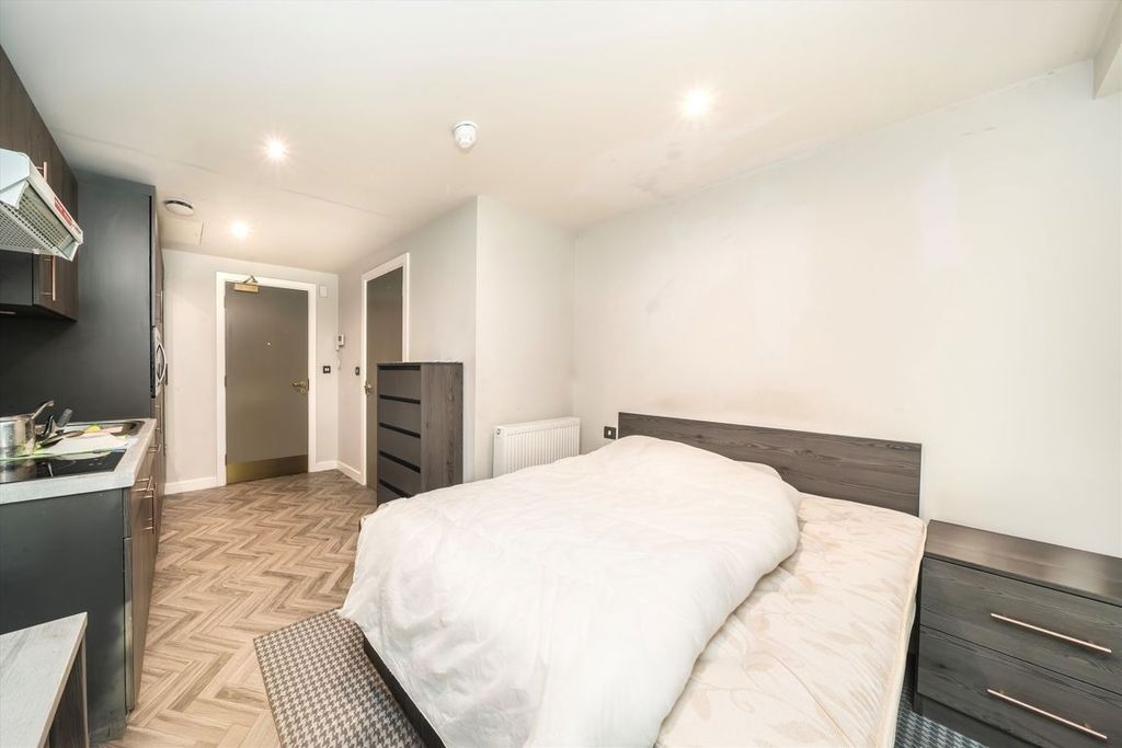 Property photo 2 of 4