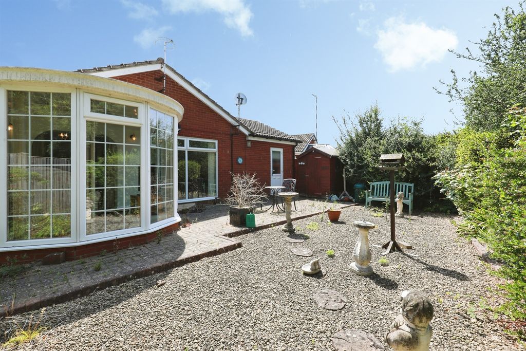 Property photo 3 of 16