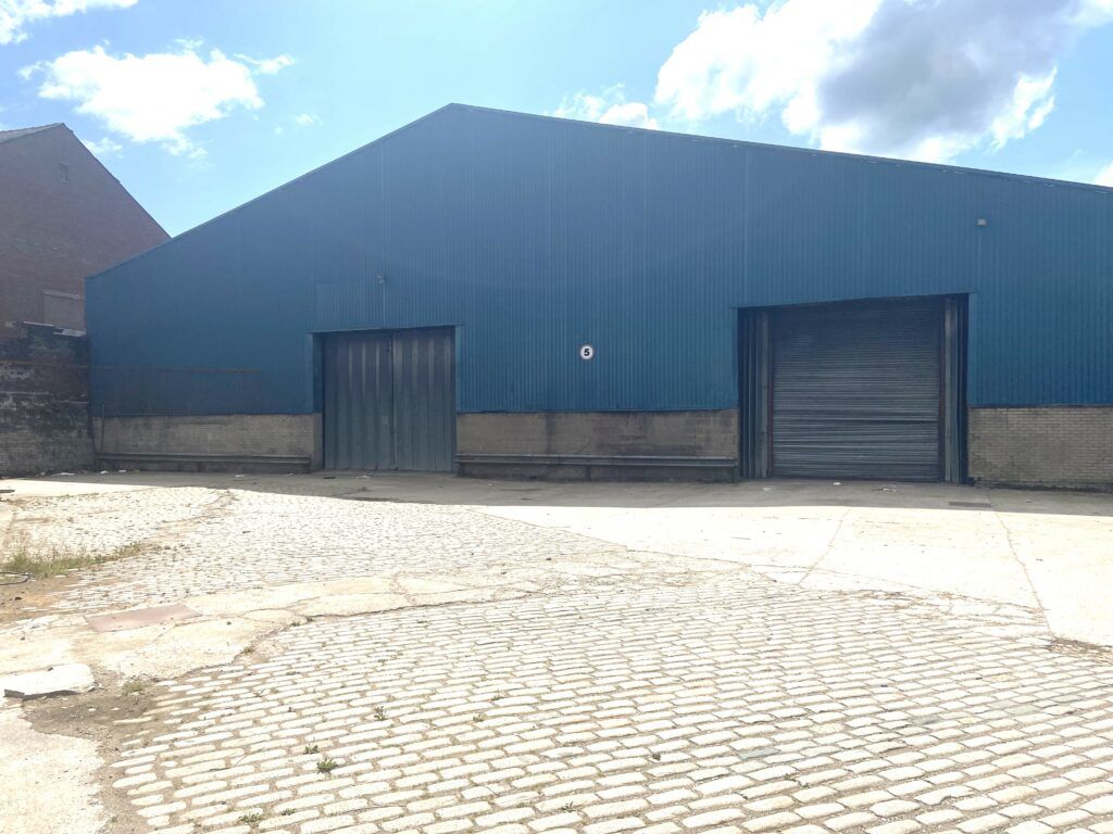 Property photo 1 of 3