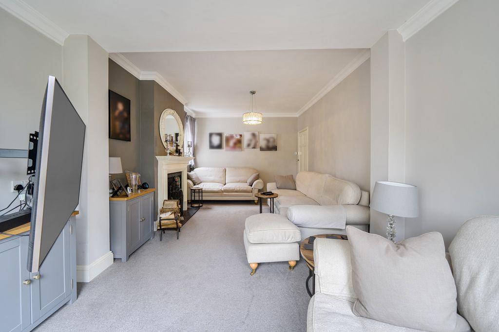 Property photo 3 of 14 1442650-20-69Df6d843028F