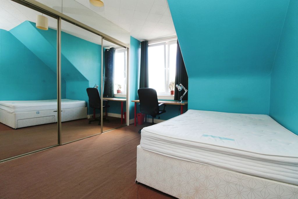 Property photo 3 of 19 8d40E13F-Img_5430