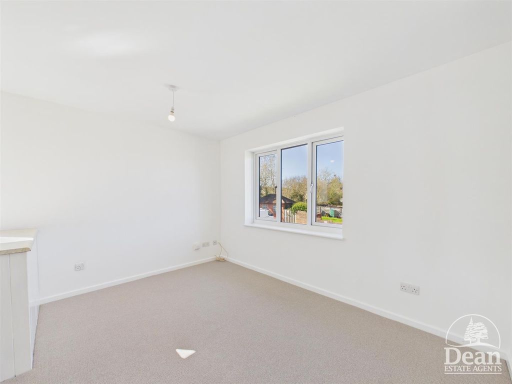 Additional image 6 of 1 bed flat for saleFairways Avenue, Coleford GL16