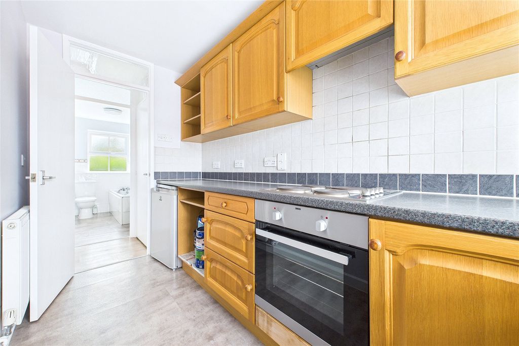 Property photo 3 of 10 Picture No. 06