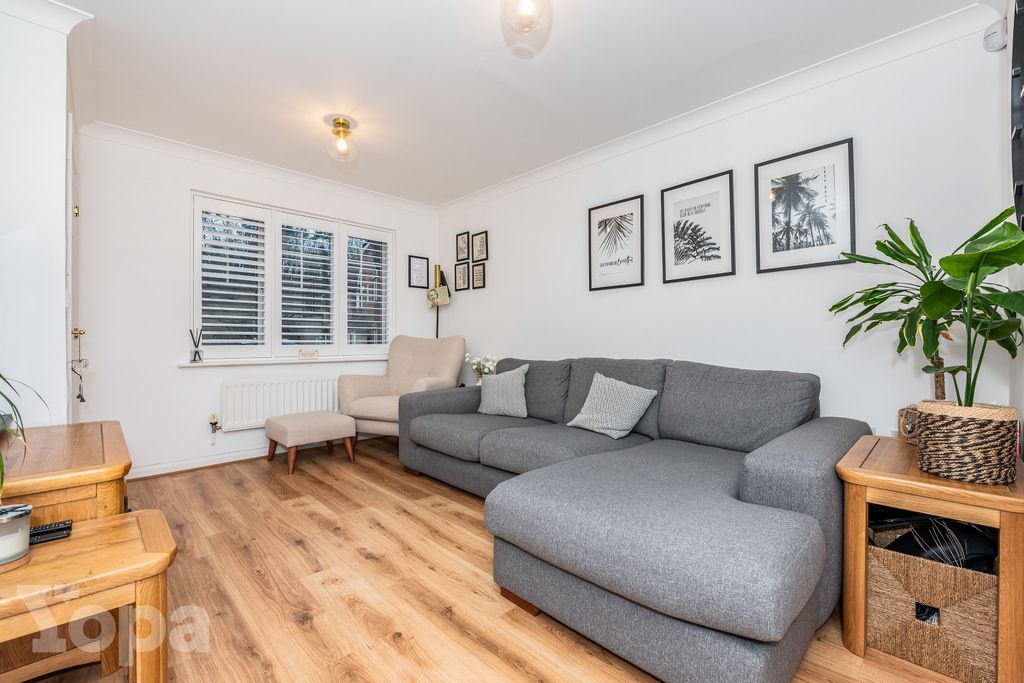 Property photo 2 of 18 Photo #2