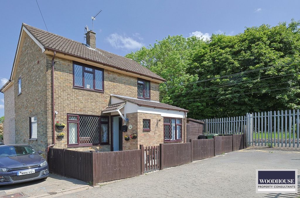 Property photo 1 of 34