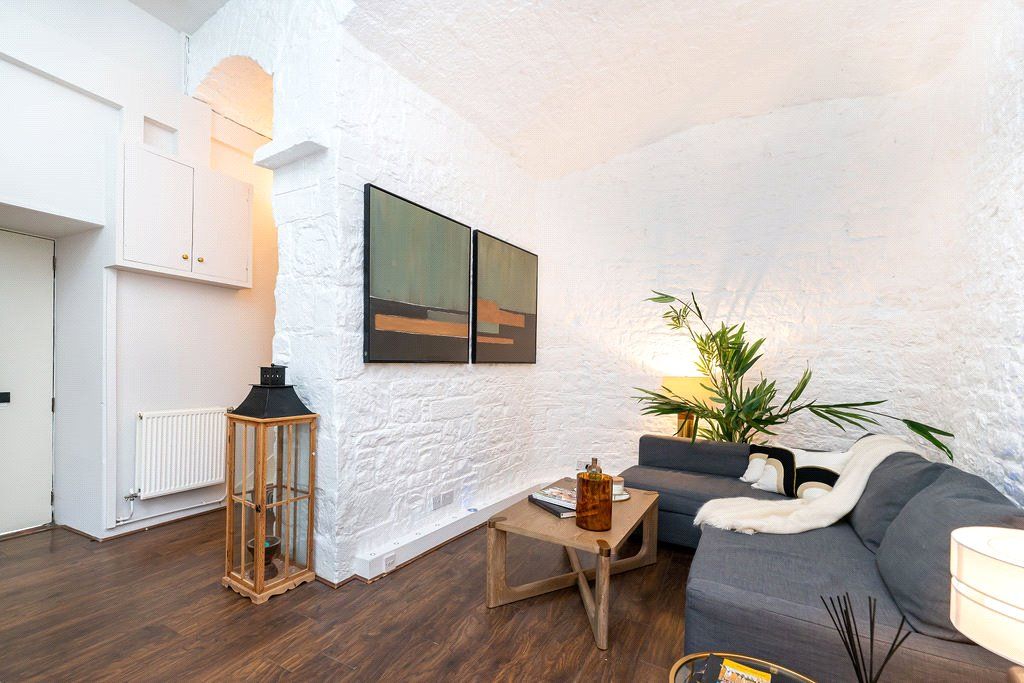 1 bed flat for sale Old Town