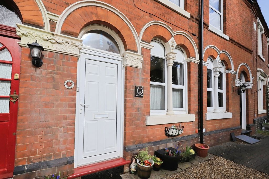 Property photo 2 of 20 Pbox-Img.Jpg