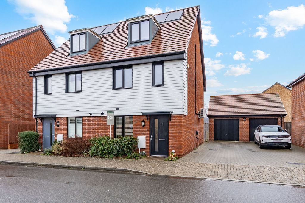 Property photo 1 of 27