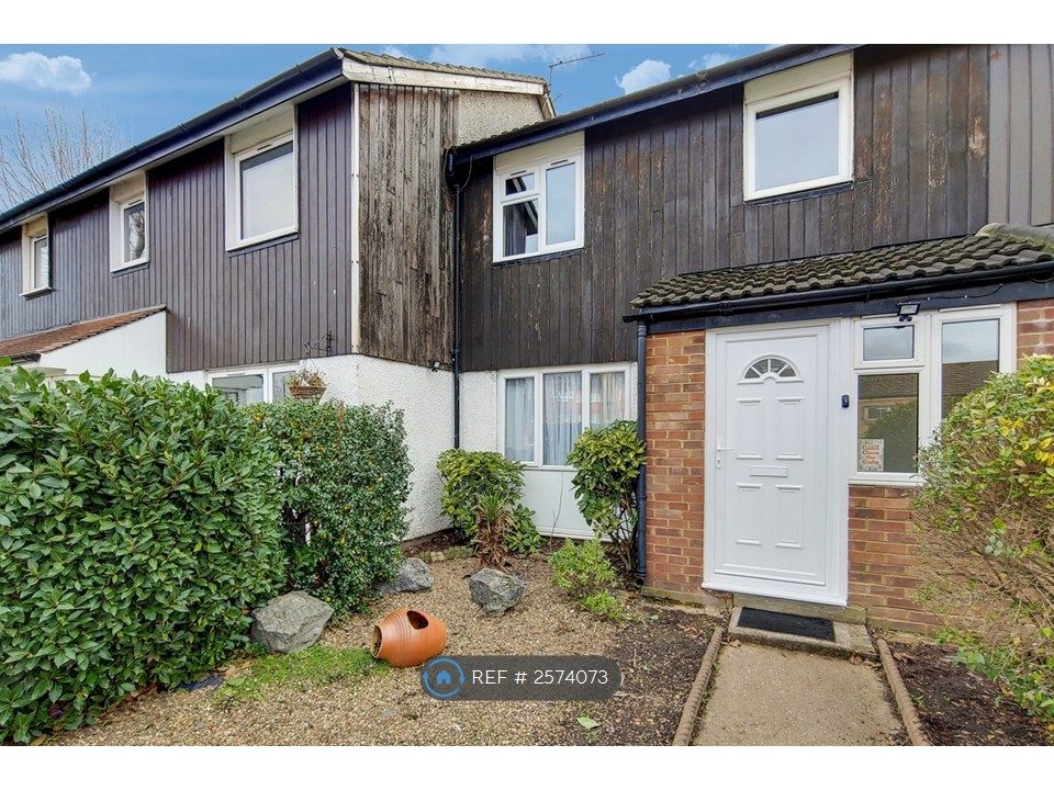 Property photo 2 of 25