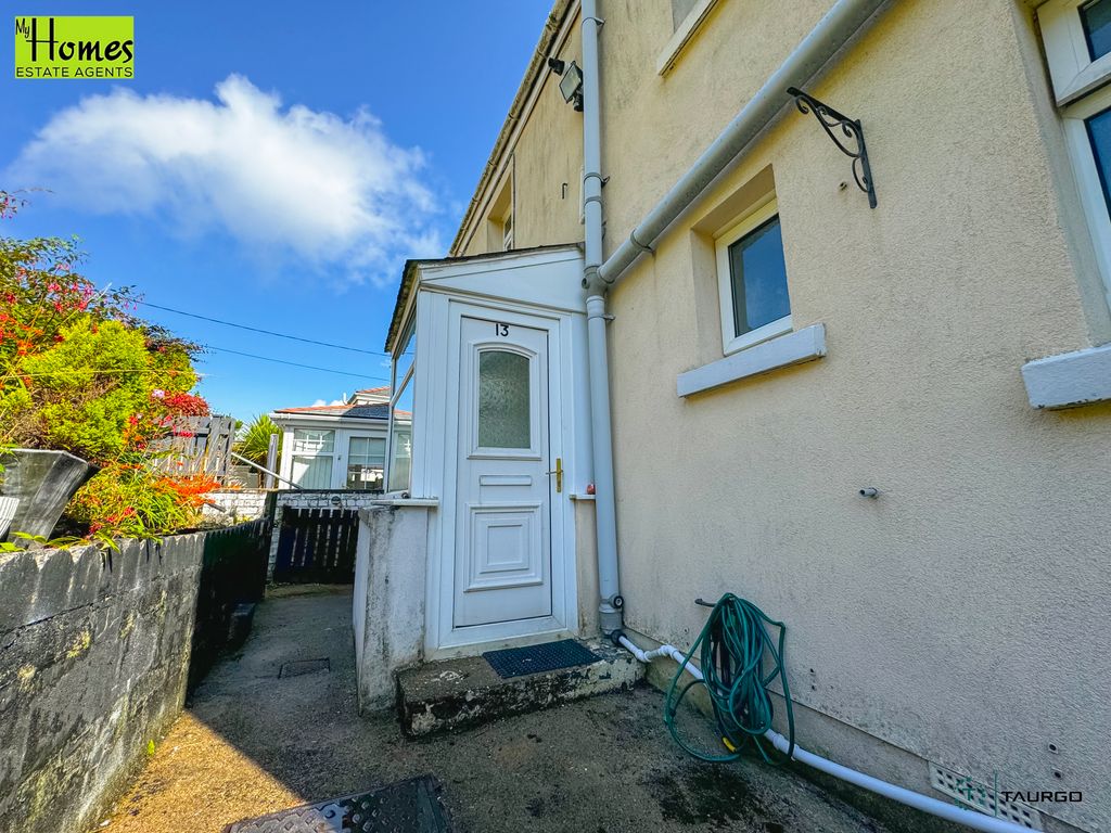 Property photo 3 of 19