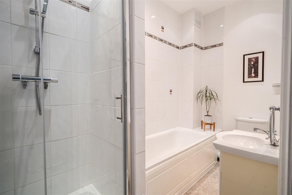 Additional image 16 of 2 bed maisonette for saleCleevewood House, Cleeve Wood Road, Downend, Bristol BS16