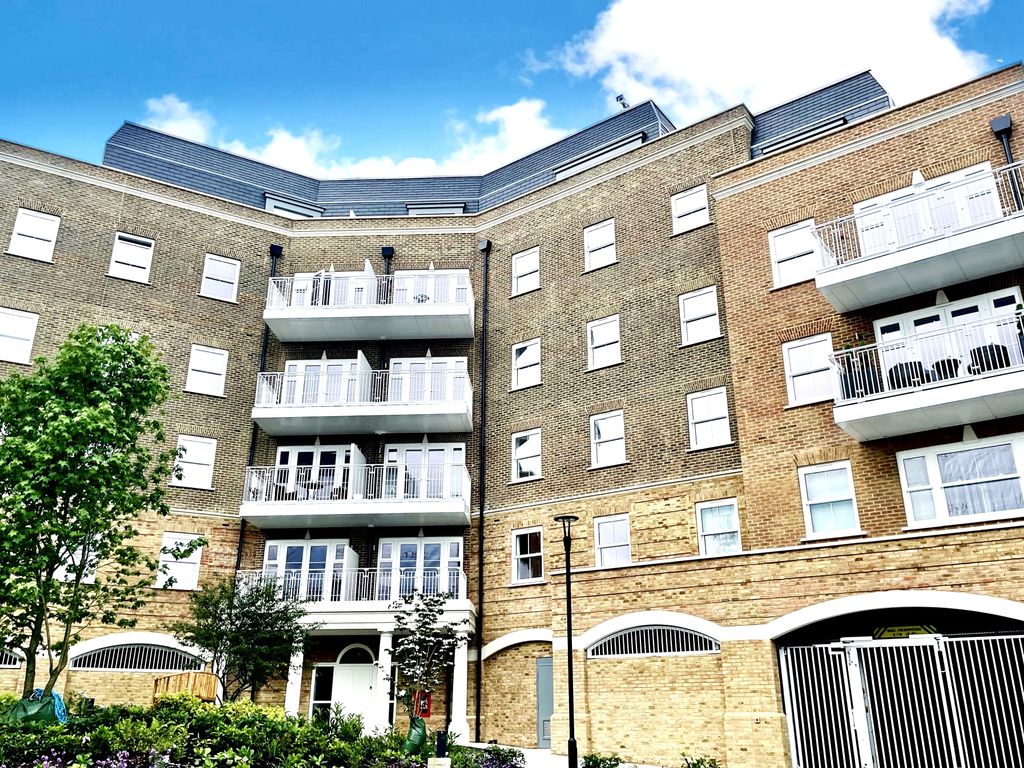 Property photo 2 of 9