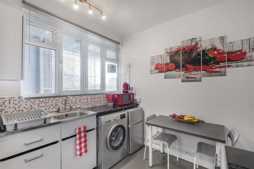 Property photo 1 of 10 Kitchen,  Macdonald House, Eden Harper Sw11