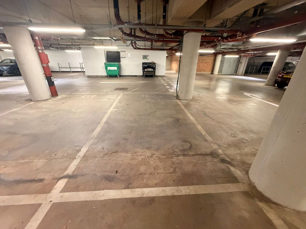 Property photo 1 of 3