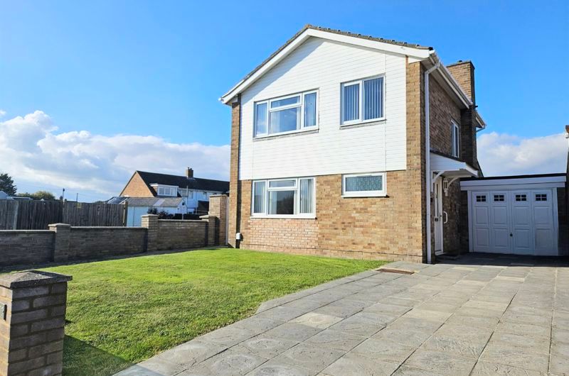 Property photo 1 of 18 Front