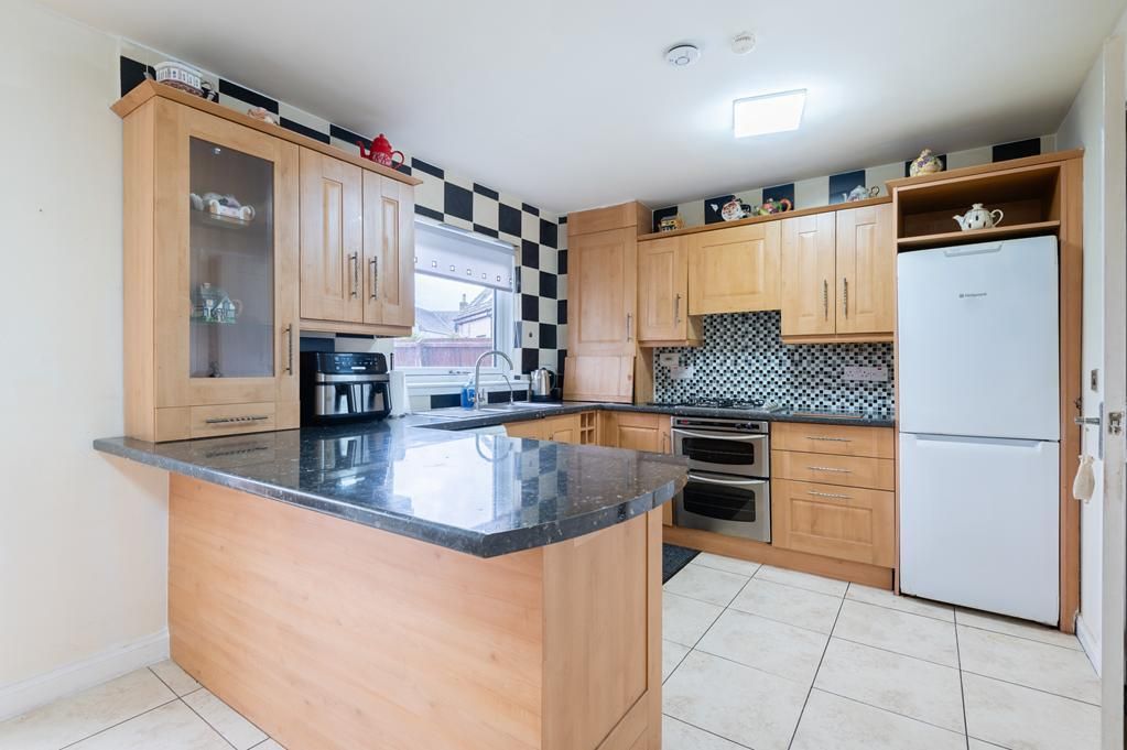 Property photo 2 of 20 Cup1461Seg Kitchen.Jpg