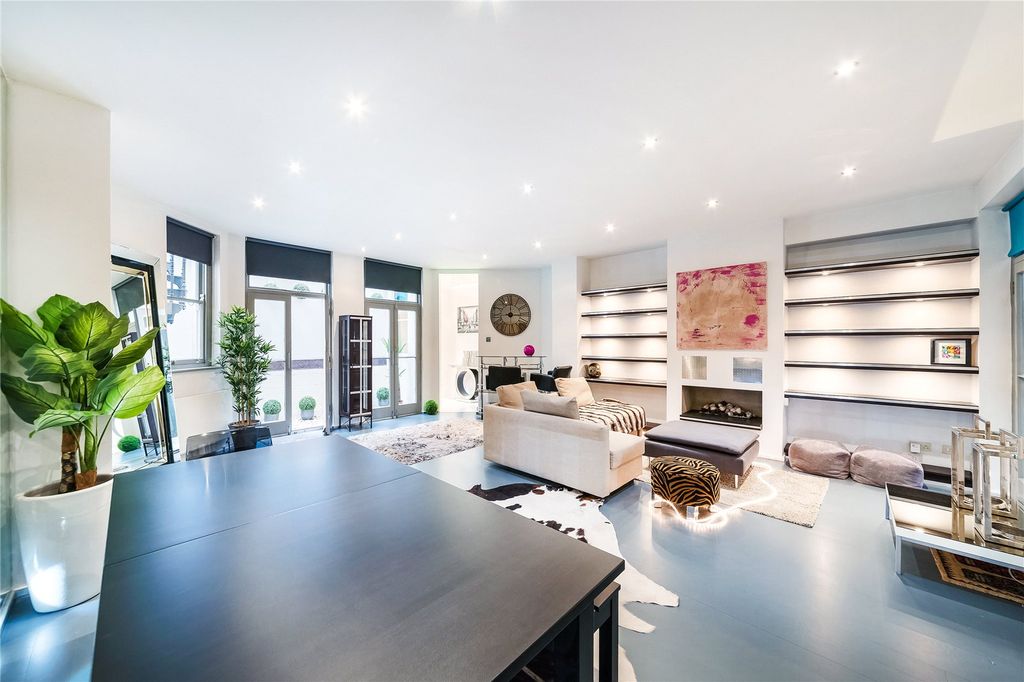 Property photo 1 of 13 Reception Room