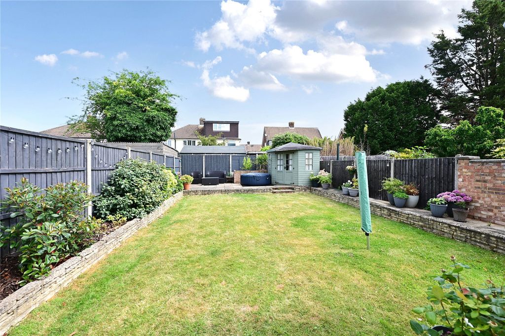 Property photo 3 of 22 Picture No. 21