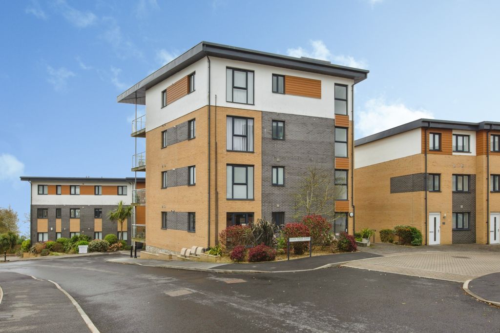 Additional image 15 of 2 bed flat for saleClock Tower Court, St. Austell PL26