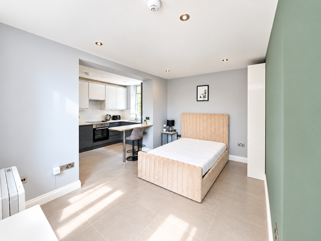 Property photo 1 of 3