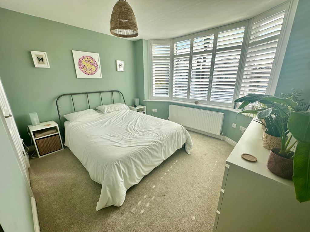 Property photo 3 of 11 Img_9843