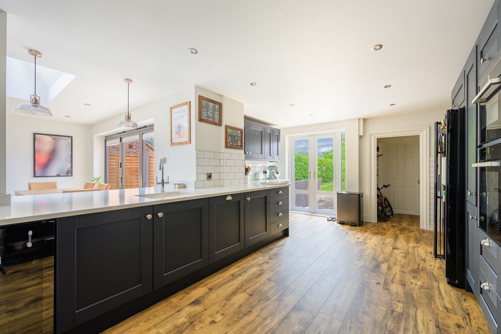 Property photo 3 of 41 Kitchen