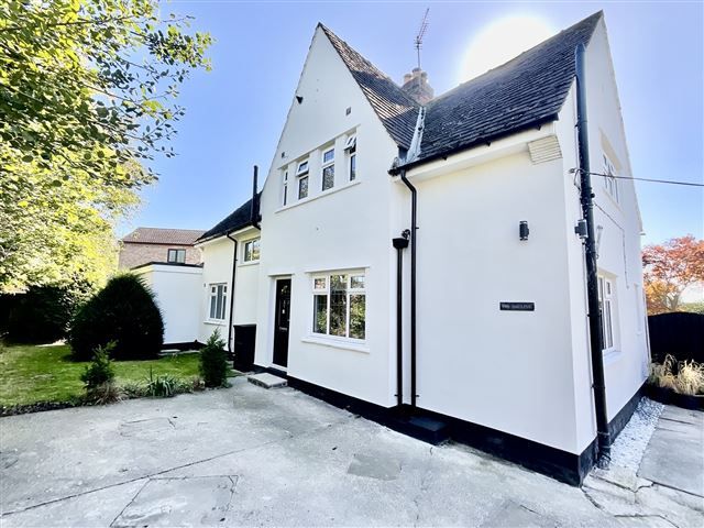 Property photo 1 of 21 Front