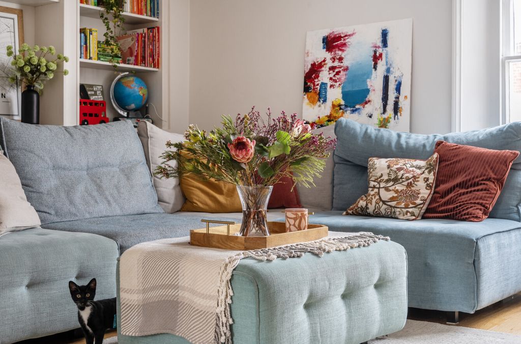 Property photo 3 of 13 1372139-25-690B5d...