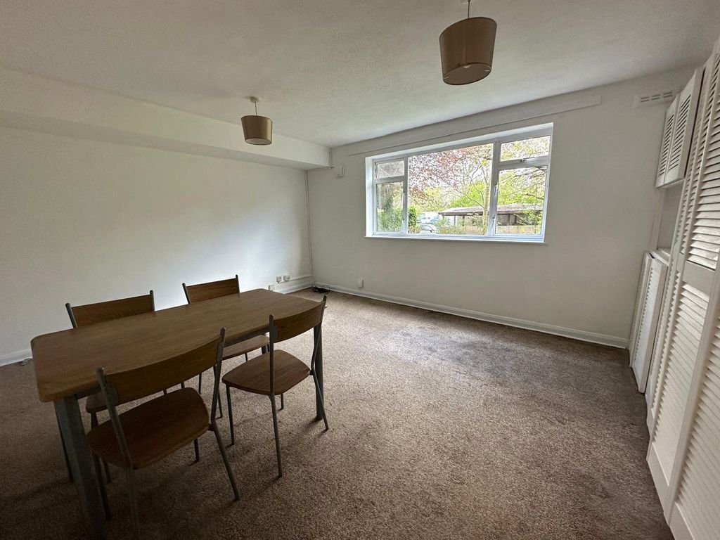 Property photo 3 of 8 Picture No. 02