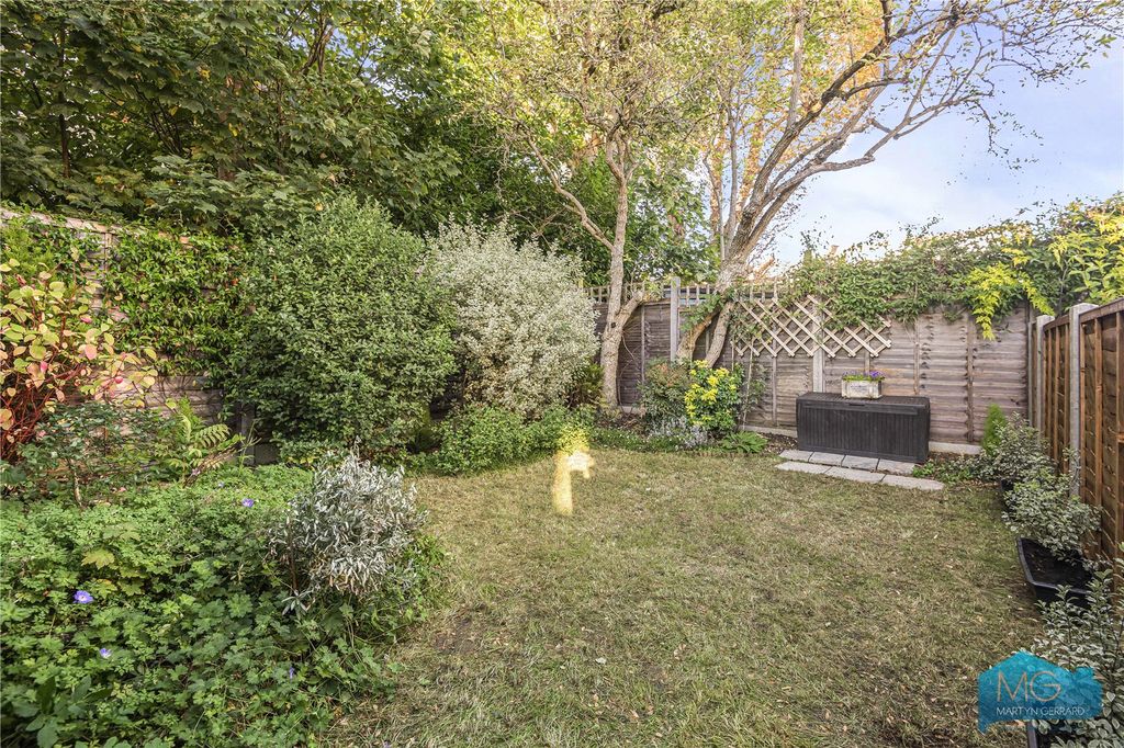 Property photo 3 of 23 Picture No. 10