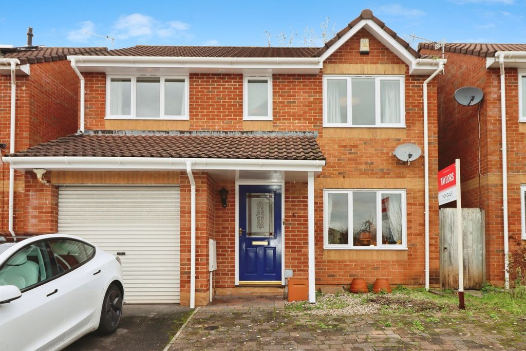 Property photo 1 of 19 Pbox-Img.Jpg